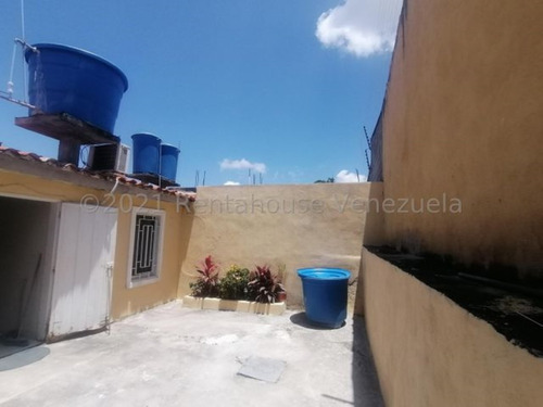 Imagen 23 de 30 de Casas En Venta La Mora Cabudare 22-4176 /m