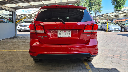 Dodge Journey 2.4 Sxt 7 Pasajeros Lujo At