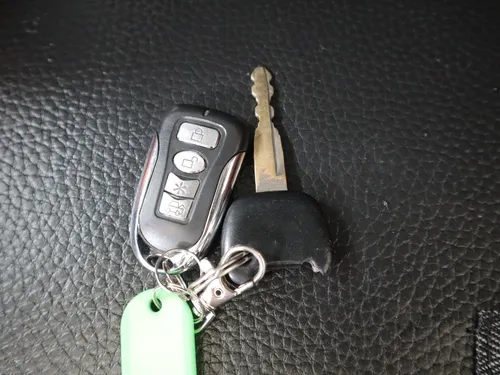 Suzuki Jimny MT 1.3 3P 4X4