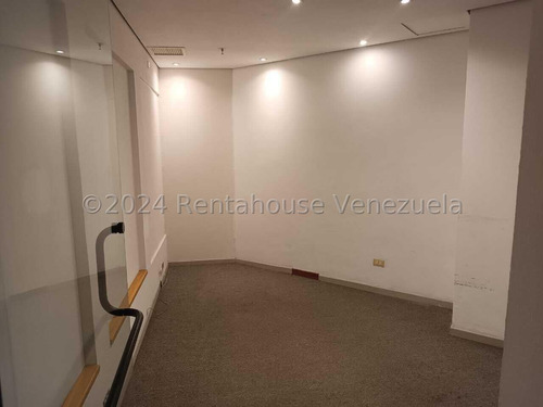 Oficina En Alquiler En Campo Alegre Ng 24-29168 Yf