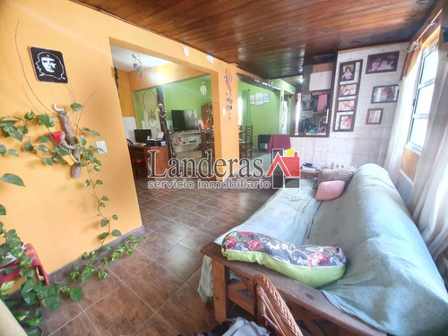Imagen 15 de 30 de Venta En Block - Casa 3 Amb. + Dúplex 3 Amb. - Todos Los Servicios Conectados