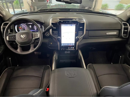 RAM 1500 3.0 Laramie 4X4 At8