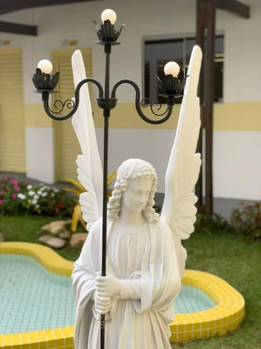 Conjunto Anjos Tocheiros 130cm Pó De Mármore Com Luminária
