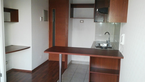 San Isidro, Impecable, Estar, Kitchenette, Suite, Balcón 