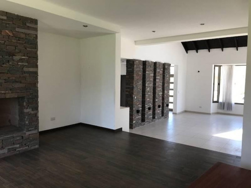 Imagen 5 de 17 de Casas En Venta En San Benito - Maroto Propiedades