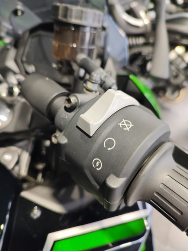 Kawasaki Ninja 1000 Sx No Zx10 R Permuto No Yamaha R6