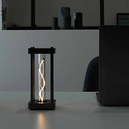 N Night Light Distintive Rectangular Advanced Curve Line L