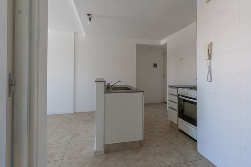 Imagen 3 de 15 de Venta Departamento En Barrio Echesortu