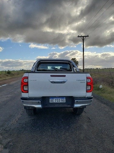 Toyota Hilux 2.8 Srv Mt 2021 Linea Nueva