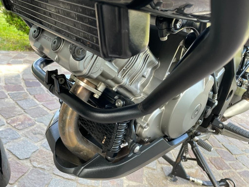Imagen 20 de 25 de Suzuki Vstrom 1000 2011