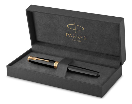 Parker Sonnet Fountain Pen Black Lacquer With Gold Trim