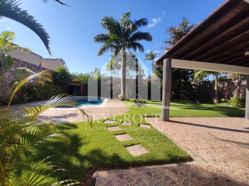 Imagen 2 de 15 de Yohandys Vende Casa En La Urb Guataparo Country Club