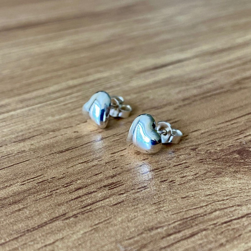 Imagen 4 de 10 de Broquel De Plata .925 Corazón Abombado Agálea Joyería