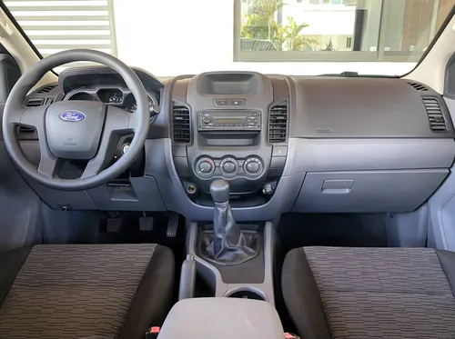 Ford Ranger 2.5 Xl Cabina Doble Mt