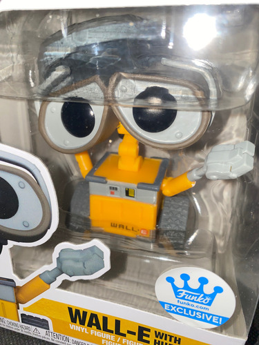 Funko Pop Wall - E Con Tapacubos Exclusivo Pixar