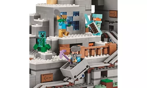 Lego minecraft 21137 a caverna da montanha - Brinquedos de Montar e  Desmontar - Magazine Luiza