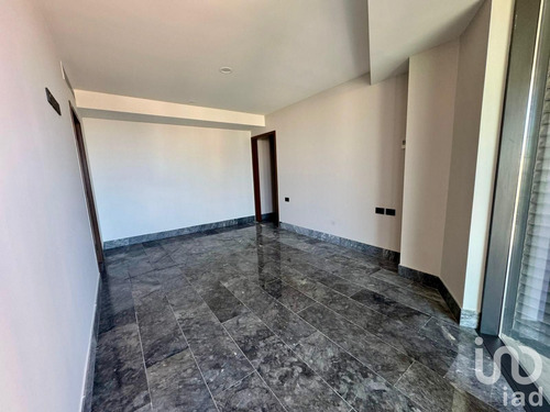 Venta Departamento 2 Ambientes Zona Hotelera
