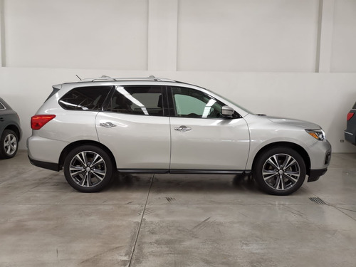 Imagen 3 de 8 de Nissan Pathfinder 2017 3.5 Exclusive Cvt