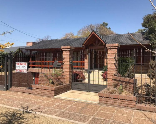 Imagen 1 de 29 de Venta - Casa Villa Belgrano - 3-4 Dormitorios