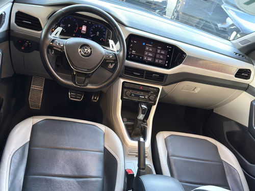 Volkswagen T-Cross 1.4 250 TSI TOTAL FLEX HIGHLINE AUTOMÁTICO