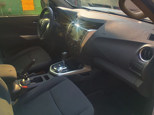 Nissan Frontier 2.3 Attack Cab. Dupla 4x4 Aut. 4p