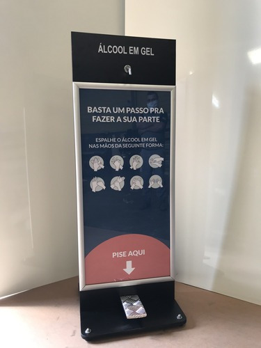 Imagem 7 de 12 de Alcool Em Gel Totem Display Para Shoppings Bancos E Lojas