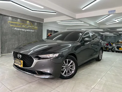 Mazda 3 Touring AT 2.0 2022
