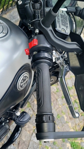 Imagen 11 de 20 de Benelli Leoncino 500