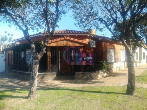 Casa En Venta 2 Ambientes En Banfield, Lomas De Zamora