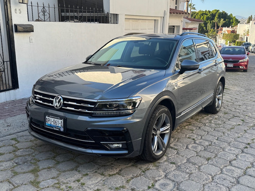 Volkswagen Tiguan 1.4 Wolfsburg Edition At