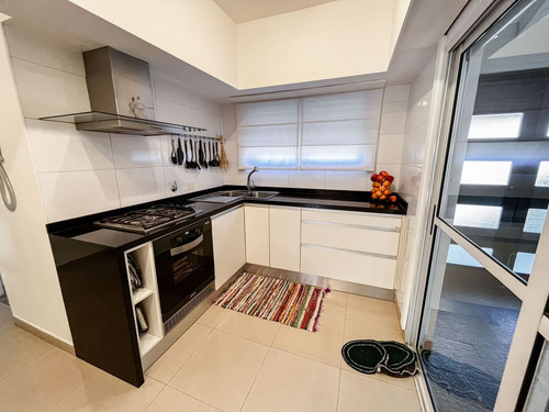 Venta De Propiedad En Excelente Estado, Barrio Jorge Newbery
