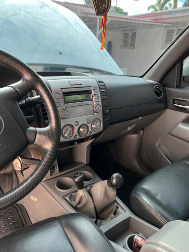 Imagen 6 de 9 de Mazda Bt-50 4x4 Full Equipo 4x4