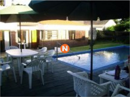 Casa En Venta Y Alquiler, Rincón Del Indio, Punta Del Este, 4 Dormitorios.- Ref: 205253