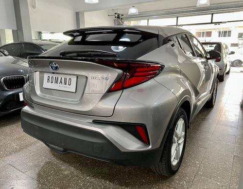 Imagen 23 de 25 de Toyota C-hr Híbrido 1.8 Ecvt Hv Automática 2020