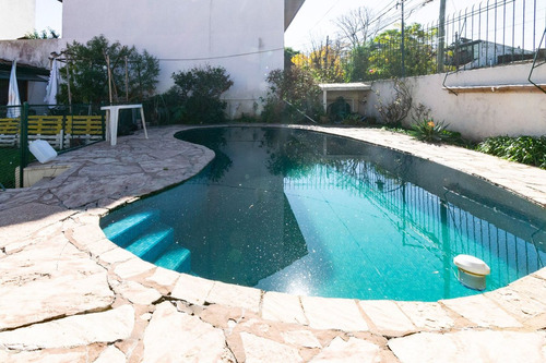 Dúplex En Martínez, Lote Propio, Pileta Y Quincho
