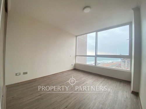 Arriendo Departamento Nuevo 3 Dormitorios Con Vist...