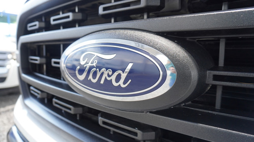 Ford F-150 5.0l Doble Cabina V8 4x4 At