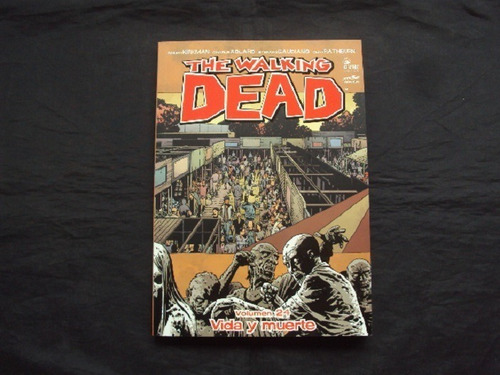 The Walking Dead Vol 24 - Vida Y Muerte (ovni Press)