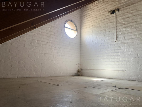 Imagen 20 de 27 de Alquiler Casa En Barrio Miraflores / Bayugar Negocios Inmobiliarios