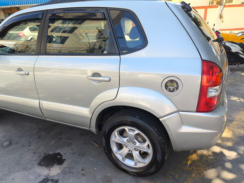Hyundai Tucson 2.0 Gl 4x2 5p