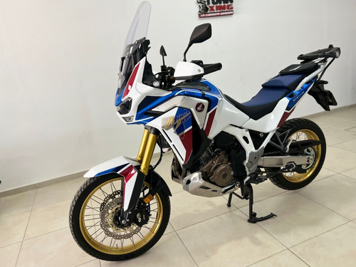 Imagen 2 de 15 de Honda Africa Twin 1100 Adventure Sports Automática + Baulera