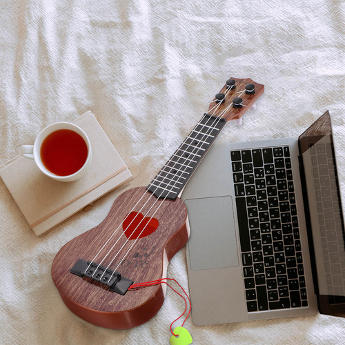 Ukelele Con Instrumentos Musicales Para Niños