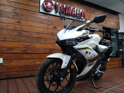 Yamaha R3 Blanca Año 2017 Recibo Permutas