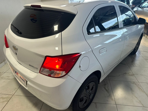 Chevrolet Onix 1.0 MPFI LT 8V FLEX 4P MANUAL