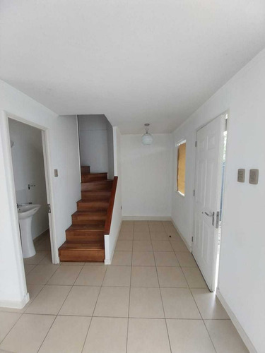 Arriendo Casa En Condominio Ciudad Del Sol (105957)
