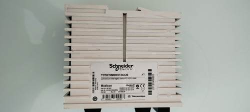 Switch Schneider 6 Portas 10/100 + 2 Fo Sc Mm-tcsesm083f2cu0