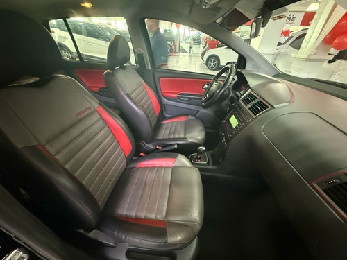 Volkswagen Fox 1.6 MSI PEPPER 16V FLEX 4P AUTOMATIZADO