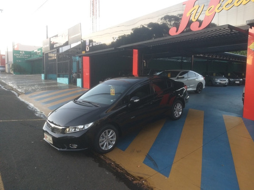 Imagem 3 de 11 de Honda Civic 2014 1.8 Lxs Flex Aut. 4p