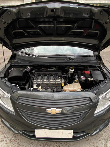 Imagen 18 de 21 de Chevrolet Onix 2019 1.4 Joy Ls