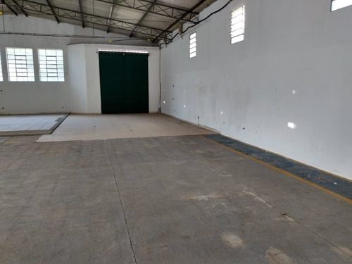 Imagem 10 de 11 de Galpão Para Alugar, 450 M² Por R$ 12.000,00/mês - Caputera - Arujá/sp - Ga0001